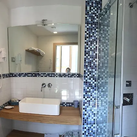 La Casa Di Andrea Relais * Монтероссо-аль-Маре